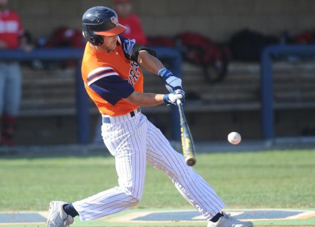 Pirates jump out early, hang on for 6-3 win over Dons