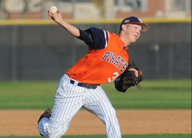 Seventh-inning rally sparks Pirates in 5-4 win over Jaguars