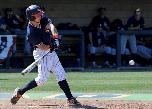 Pirates finish off Warriors to advance in Southern California Regionals