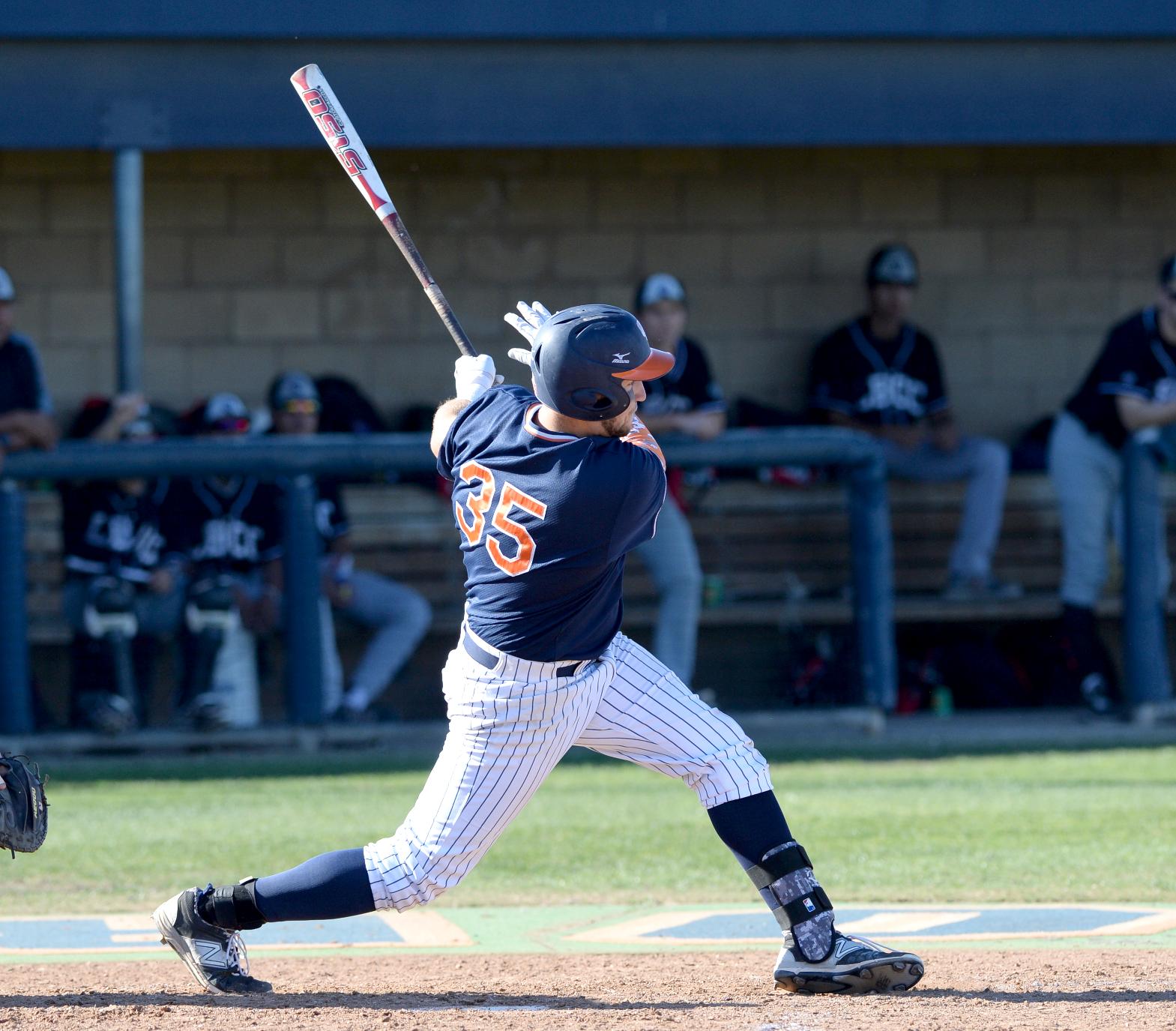 Pirates snap losing slide with 7-0 win over Southwestern