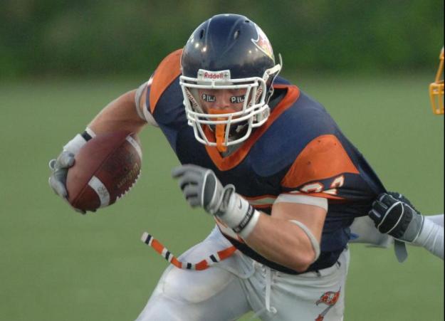 Former Pirate Holley signs free agent deal with Baltimore Ravens