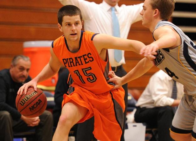 Coast drops 2-of-3 at Canyons Tournament