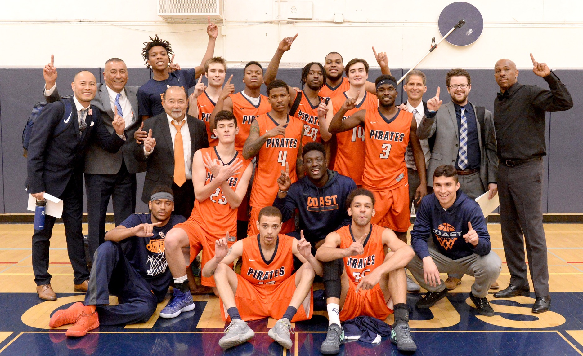 STATE BOUND!!! PIRATES TOP CITRUS, 80-77!