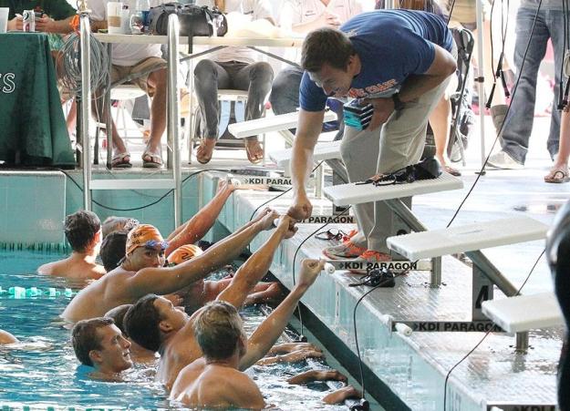 Pirates win 200 medley relay; finish sixth in state