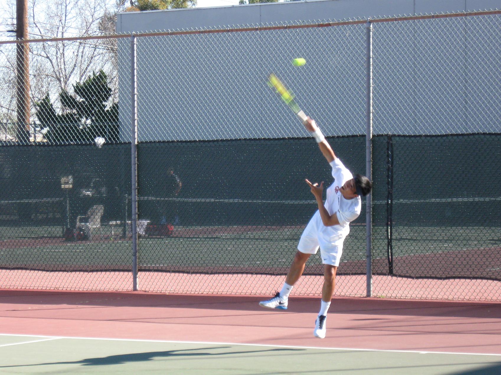Men's Tennis starting strong for Pirates
