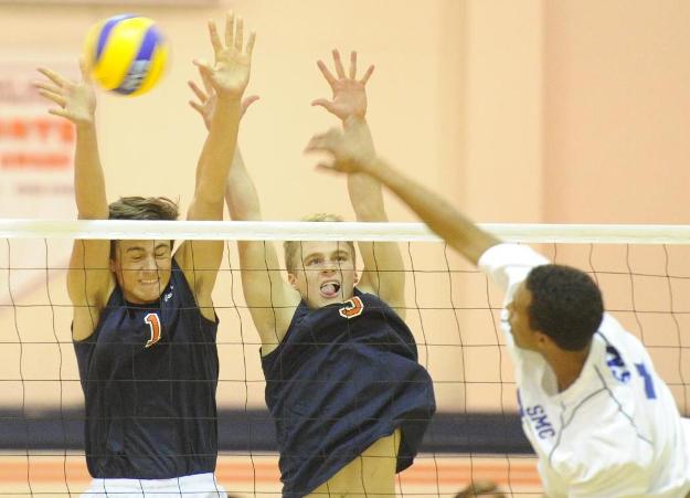 Pirates sweep past Lasers in State Semifinals