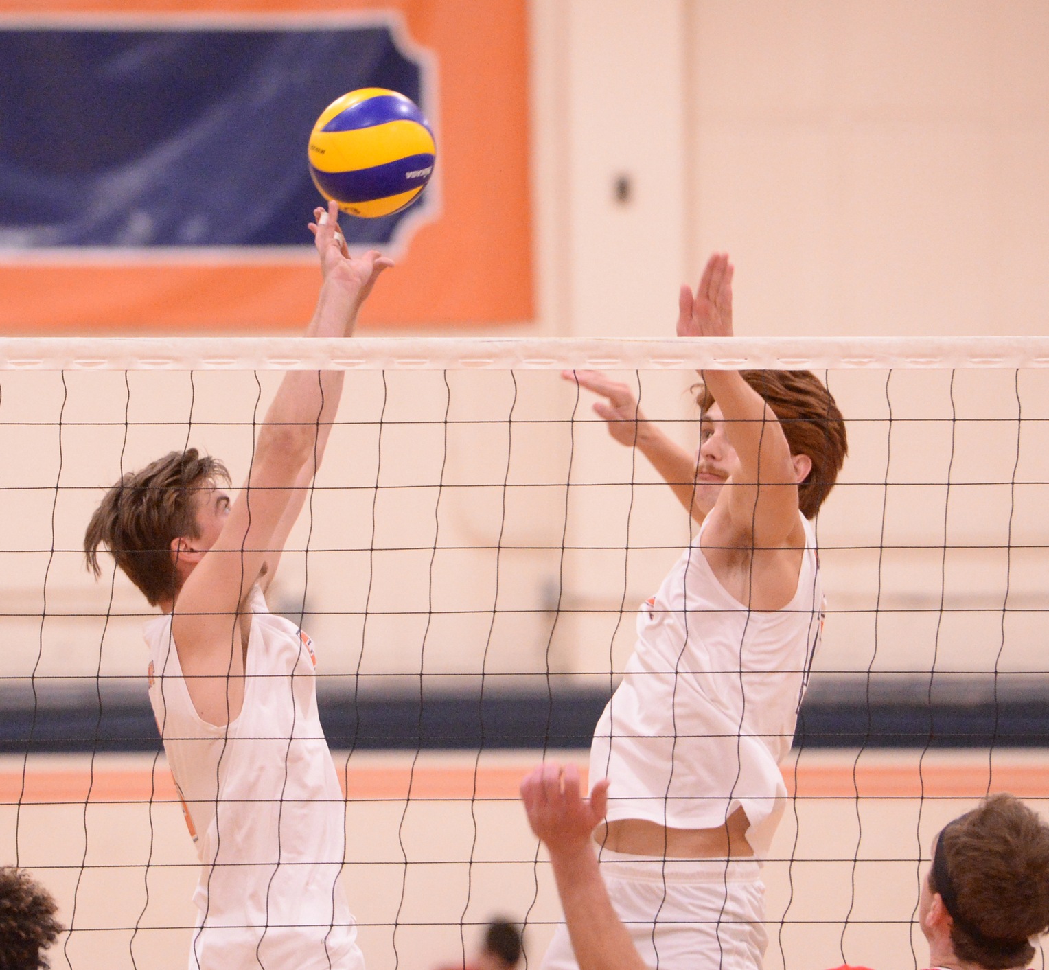 Pirates zip through Rustlers in three