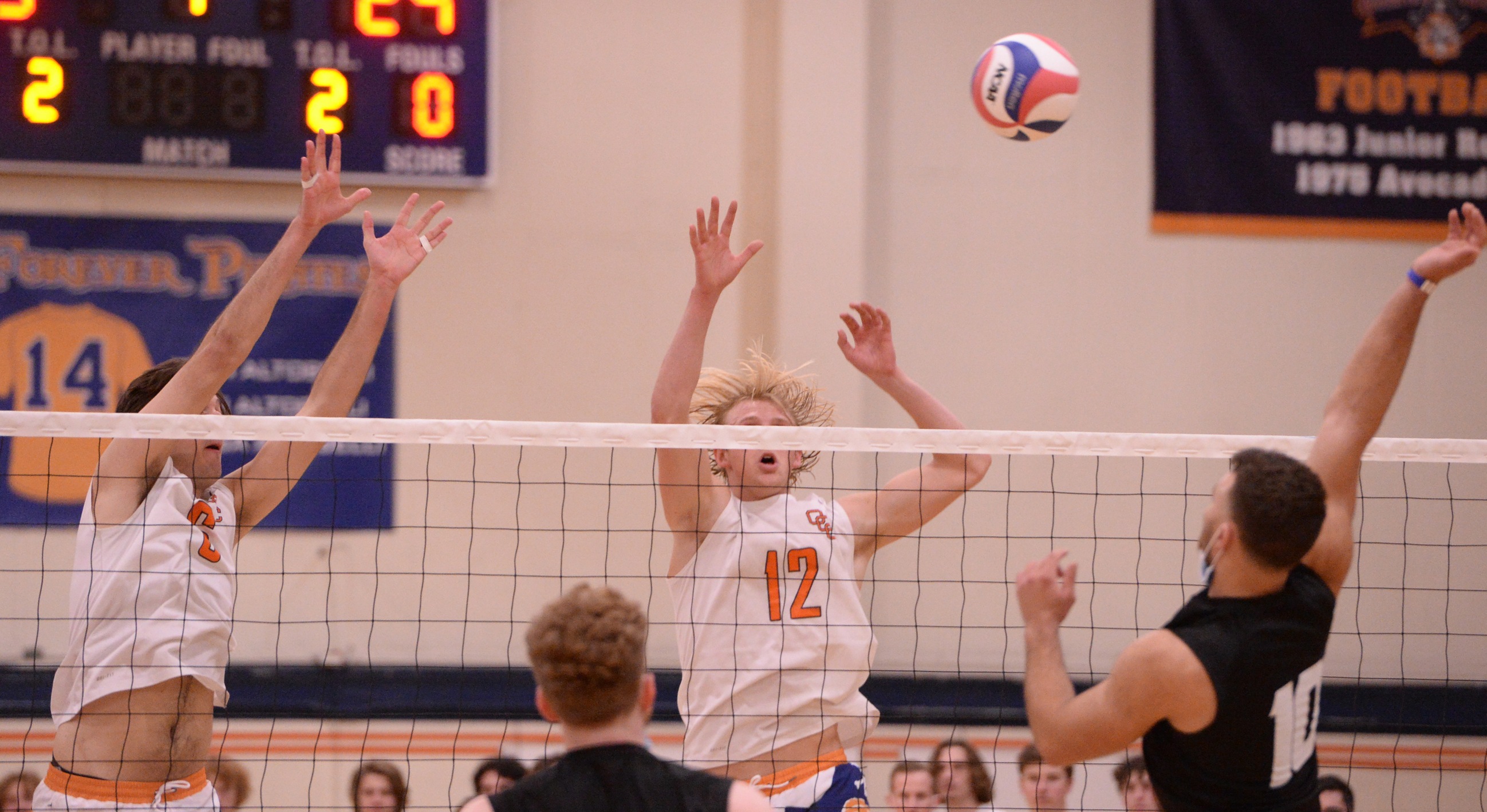 Pirates keep on rolling with sweep over Hornets