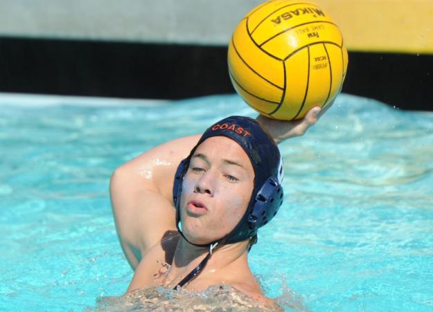 Pirates go 1-1 at GWC tourney