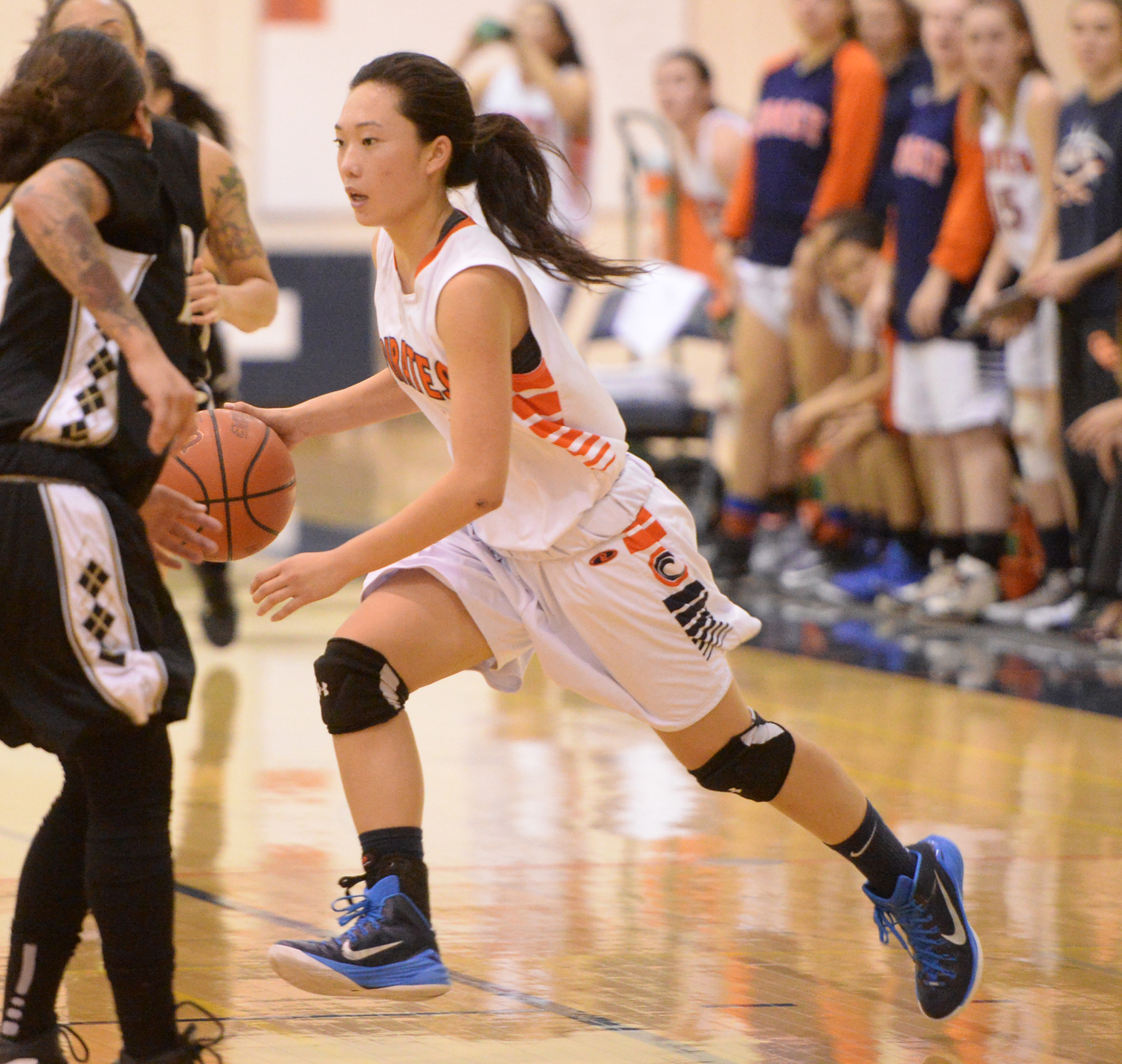 Pirates top Lasers, 72-60, to claim third place at IVC tourney