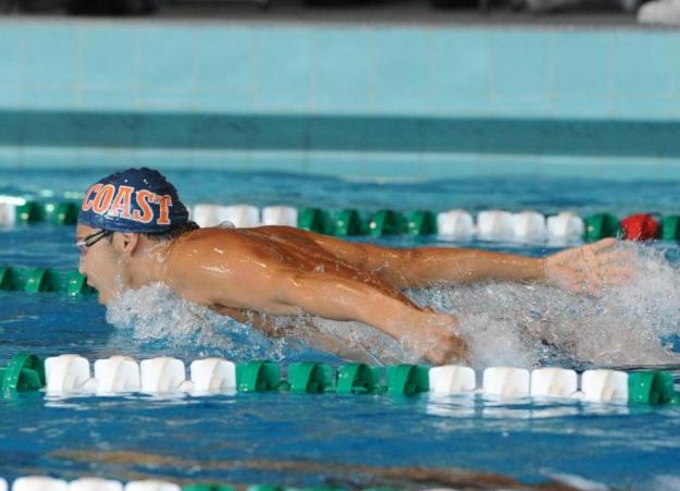 Pirates split meet with Rustlers, Dons