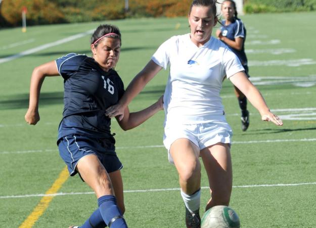 Pirates fall 1-0 to Santiago Canyon in playoff rematch
