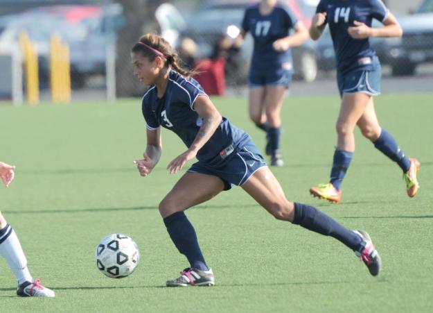 Pirates dominate in 4-0 win over Norco