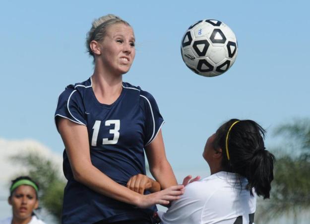 Pirates roll to 7-0 win over Hornets