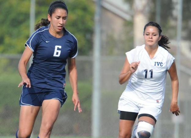 Pirates blanked by Hawks, 2-0
