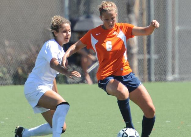 Pirates edge Roadrunners, 1-0