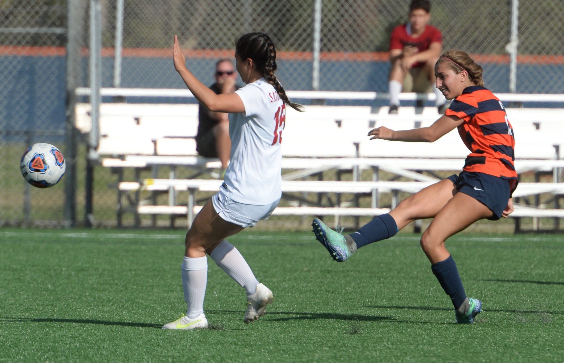 Pirates roll to 3-0 win over Dons