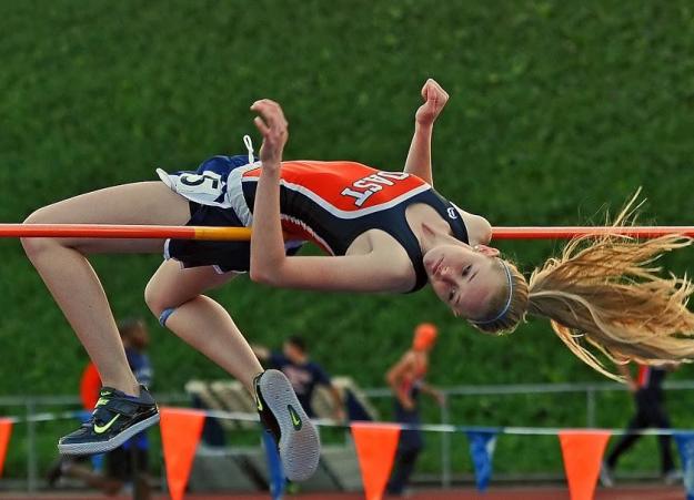 Silvas wins two OEC titles to pace Pirates at conference meet
