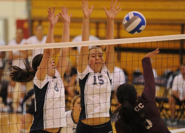 Pirates win 12th straight with sweep over Chargers