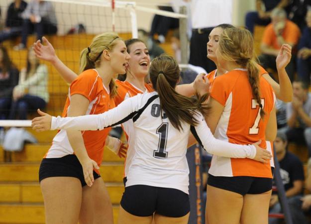 Coast's season ends with five-game loss to L.A. Pierce