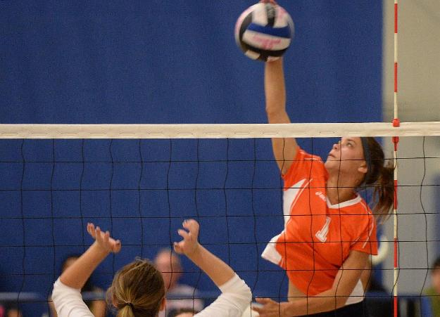 Pirates go 3-1 at Cerritos tournament