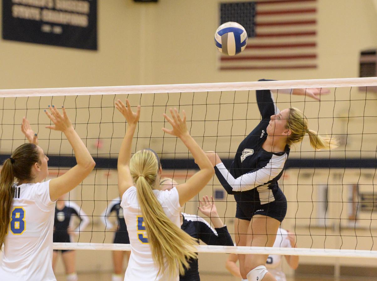 Pirates make quick work of Saddleback in three-set sweep
